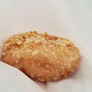 Crumb cake donut