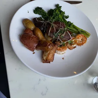 Filet and Shrimp*