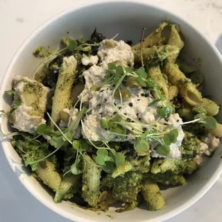 Pesto Pasta*