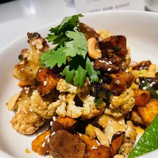 Maple Sweet Chili Cauliflower*