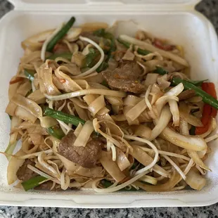 Hong Kong style beef chow fun was decent nicely cooked noodles crispy veg but lacking in flavour...