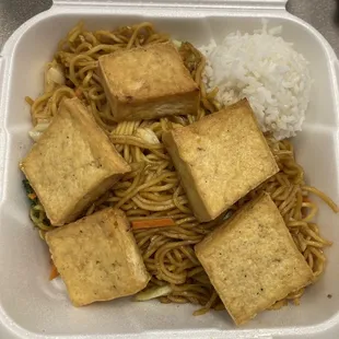 Tofu yakisoba