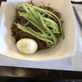 Black Bean Noodle with Bulgogi