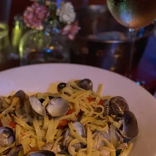 Linguine Vongole e Bottarga