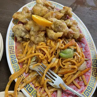 Orange Chicken Lunch House Special Chow Mein