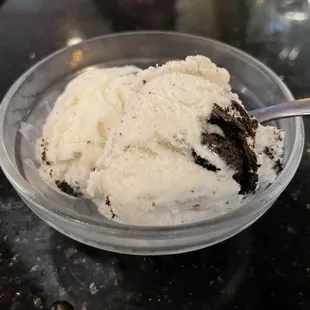 Oreo ice cream, no Japanese ice cream as stated in the $14.95 Lunch Special, nor do they offer scallops anymore