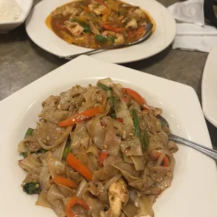 Drunken Noodle