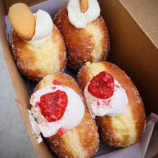 Vanilla and raspberry brioche donuts