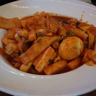 Dduk Bok E