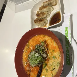 Taiwan Style Tonkotsu Ramen