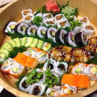 sushi and sashimi, sashimi, sushi, food