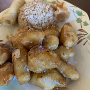 Honey chicken lunch portion