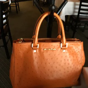Purse stands!
