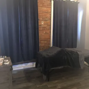 Massage/facial room