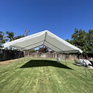 Canopy&apos;s water slides bounce houses and much more !