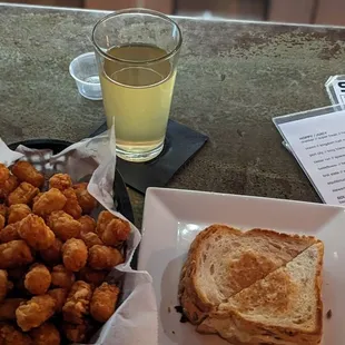 Grilled cheese, beer and tator tots