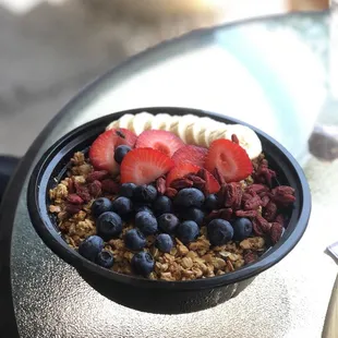 Açai bowl with added blueberries and goji berries