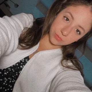 Isabelle C.