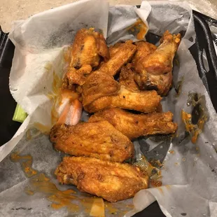 Buffalo wings without sauce. Zero flavor and chewy