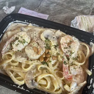 Shrimp Alfredo