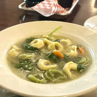 Cup Spinach Tortellini