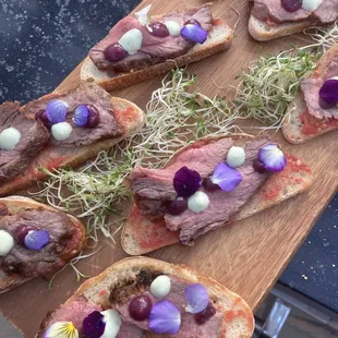 Iberian presa steak crostini