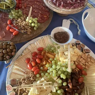 Our charcuterie board with authentic Spanish ham and cheese.