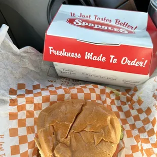 Loaded Cheeseburger, onion rings