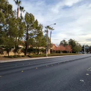 Hacienda and Rainbow end - the fall color trees - Dec 2021