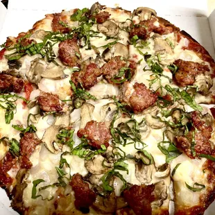 Sausage, fresh mushrooms, onions!