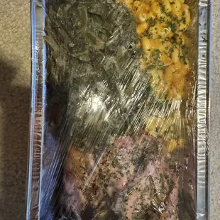 Turkey Leg MAC&amp;CHEESE Lg COLLARD GREENS Sm