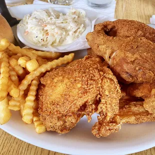 Spanky's Broasted Chicken 4pc with crinkle fries