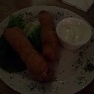 Buffalo chicken wonton rolls