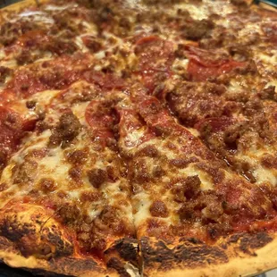 LG Pepperoni Passion with sausage