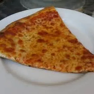 Its, thin, well done and ready to FOLD IN HALF!!!! perfecto! Its pizza!