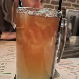 Spiked ice tea lemonade