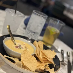 Chips and queso