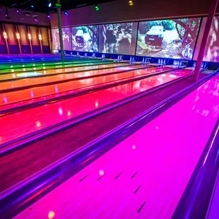 Bowling lanes with effect lighting and HD Video Walls