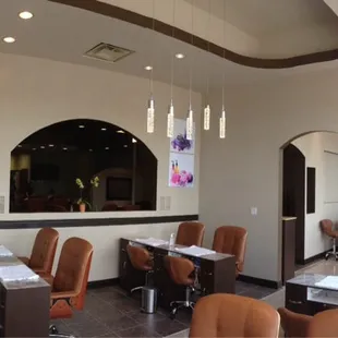 Nails enhancement room design for non chemical smell.