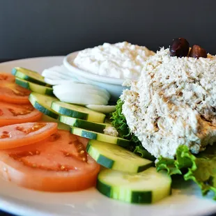 Tuna Salad Platter