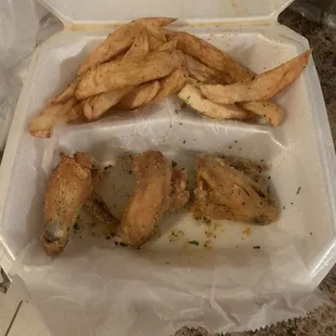 6 Piece Wing Lemon Pepper