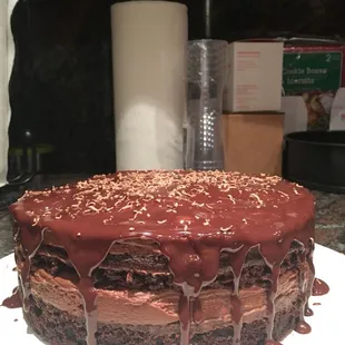 Naked chocolate cake - with chocolate drizzle