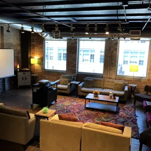 Presentations are a lot more comfortable nestled in the Retro Room.