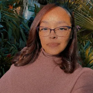 Shanelle A.