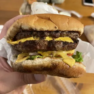 Double Cheeseburger