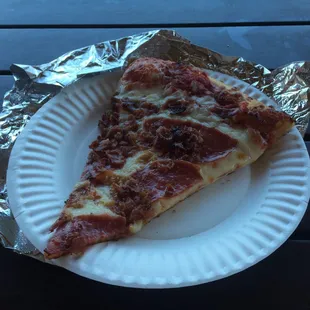 Pizza, Pizza!! Salami and bacon!