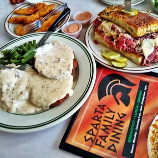 Great lunch for 3 Chili Strips Country Fried Steak n Rueben Grinder a couple Bowls of Soup equal full bellies