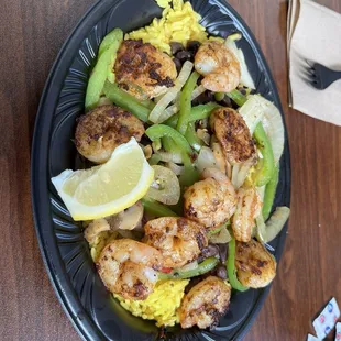 Rice bowl with shrimp