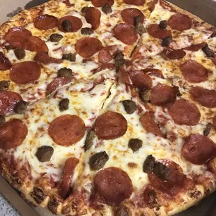 food, pizza
