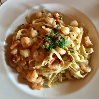 Black Pepper Fettuccini